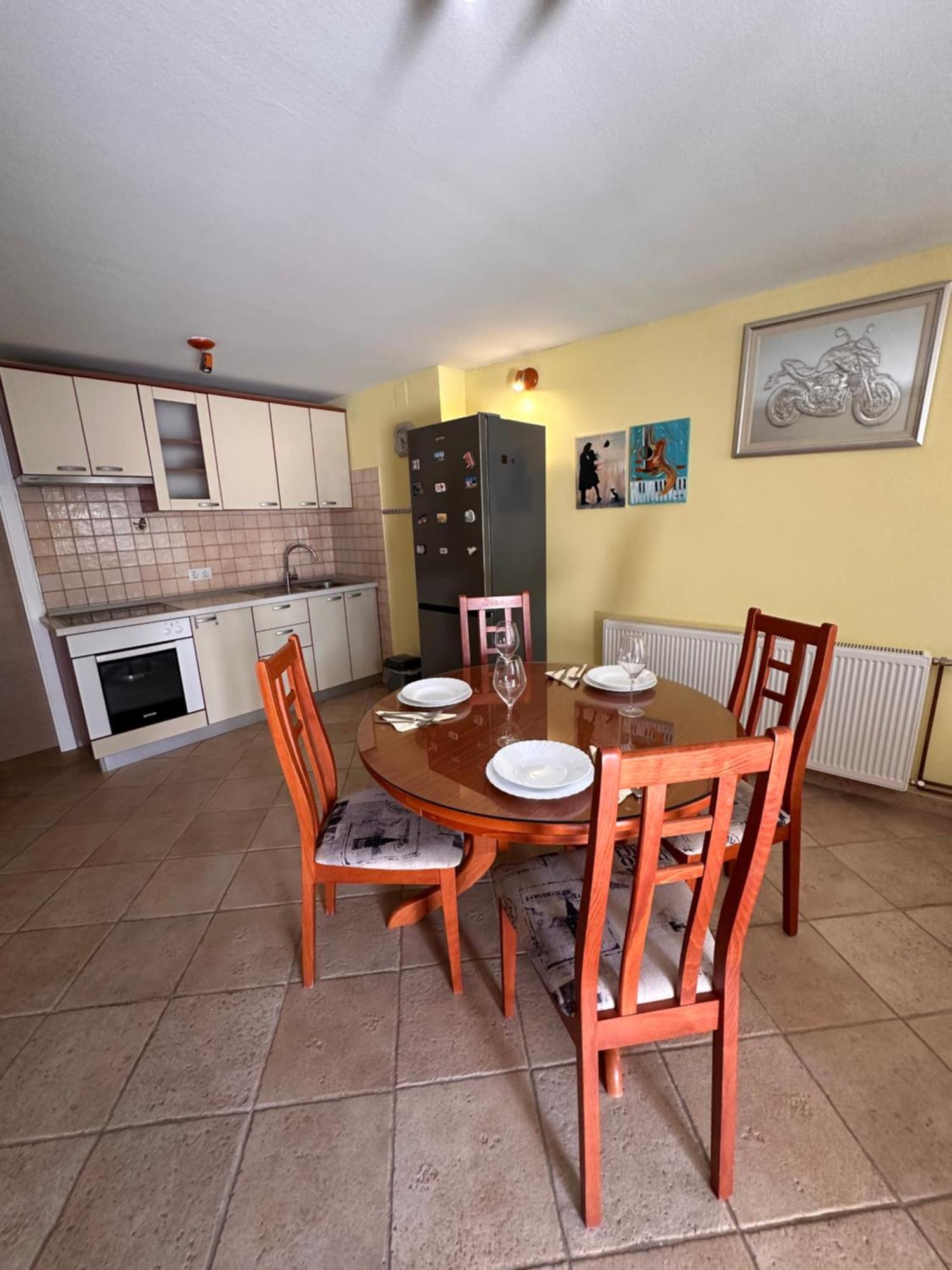 Apartman Lana Kaštela Екстериор снимка