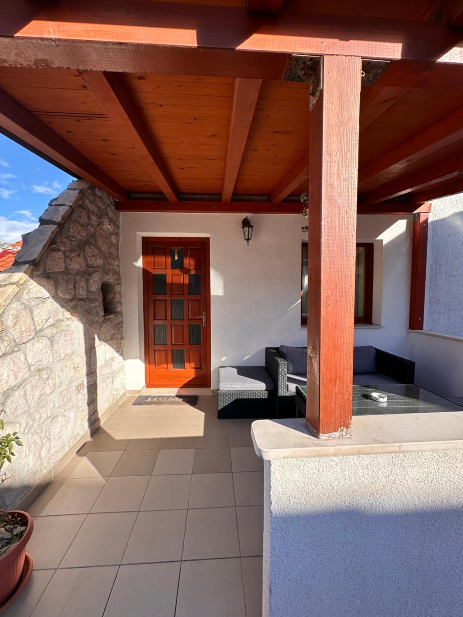 Apartman Lana Kaštela Екстериор снимка
